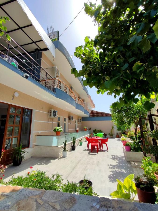 Hotel Vila Flowers Vlorë Eksteriør billede